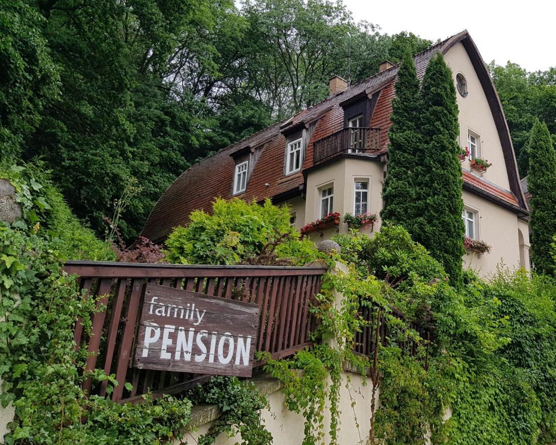 Pension Family Karlsbad Buitenkant foto