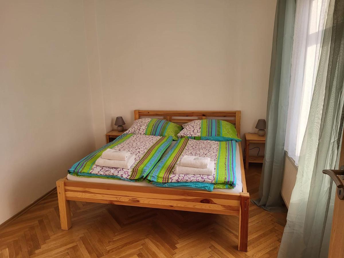 Pension Family Karlsbad Buitenkant foto